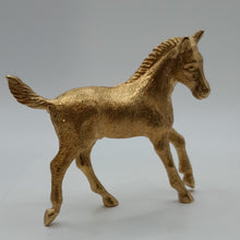 Load image into Gallery viewer, Vintage 18ct Gold Horse Brooch by Crossroads of Sport