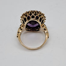 Load image into Gallery viewer, Vintage 9ct Gold Amethyst Cocktail Ring