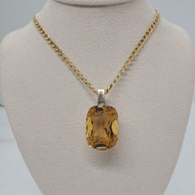 Load image into Gallery viewer, Vintage 9ct Gold Citrine Pendant