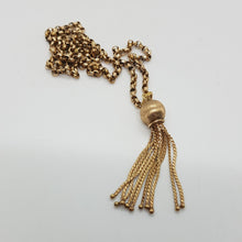 Load image into Gallery viewer, Vintage 9ct Gold Tassel Pendant and Chain