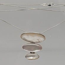Load image into Gallery viewer, Sterling Silver Mother of Pearl Pendant