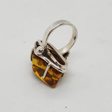 Load image into Gallery viewer, Vintage Sterling Silver Amber Ring