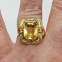 Load image into Gallery viewer, Vintage 14ct Gold Citrine Ring
