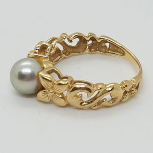 Vintage 14ct Gold Cultured Pearl Ring