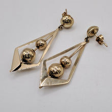 Load image into Gallery viewer, 9ct Gold Drop Earrings
