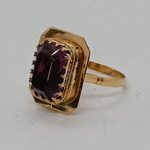 Load image into Gallery viewer, Antique 18ct Gold Amethyst Dress Ring
