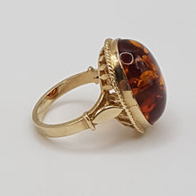 Load image into Gallery viewer, 9ct Gold Amber Dress Ring
