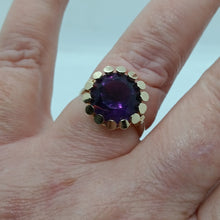 Load image into Gallery viewer, Vintage 9ct Gold Amethyst Dress Ring
