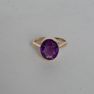 9ct Gold Amethyst Ring