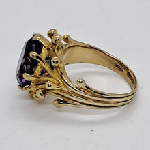 Load image into Gallery viewer, Vintage 9ct Gold Amethyst Dress Ring
