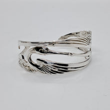 Load image into Gallery viewer, Vintage Sterling Silver Bird Cuff Bracelet
