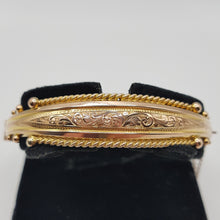 Load image into Gallery viewer, Antique 9ct Gold Bracelet

