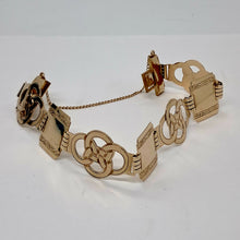 Load image into Gallery viewer, Vintage 9ct Gold Eternal Knot Panel Bracelet
