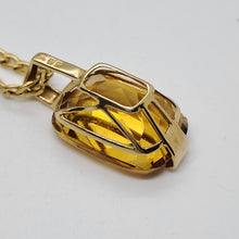 Load image into Gallery viewer, Vintage 9ct Gold Citrine Pendant
