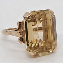 Load image into Gallery viewer, 9ct Gold Emerald Cut Citrine dress Ring

