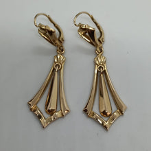 Load image into Gallery viewer, 10ct Gold Drop Earrings
