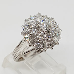 18ct Gold Diamond Cluster Ring