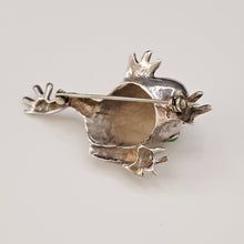 Load image into Gallery viewer, Vintage Sterling Silver Smiling Frog Brooch
