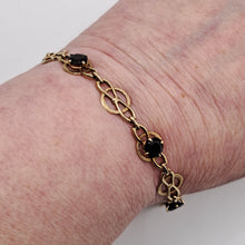Load image into Gallery viewer, 9ct Gold Garnet Bracelet
