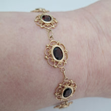 Load image into Gallery viewer, Vintage 9ct Gold Garnet Filigree Bracelet
