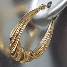 Load image into Gallery viewer, 9ct Gold Hoop Earrings
