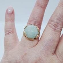 Load image into Gallery viewer, 14ct Gold Jade Dress Ring
