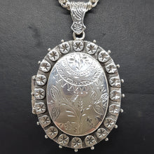 Load image into Gallery viewer, Sterling Silver Locket and Chain
