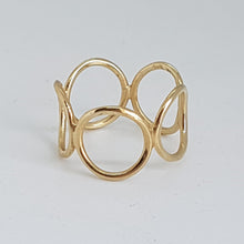 Load image into Gallery viewer, 9ct Gold Openwork Ring
