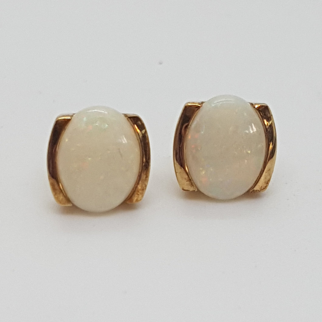 9ct Gold Opal Stud Earrings