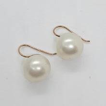 Load image into Gallery viewer, 9ct Gold Cultured Pearl Drop Earrings
