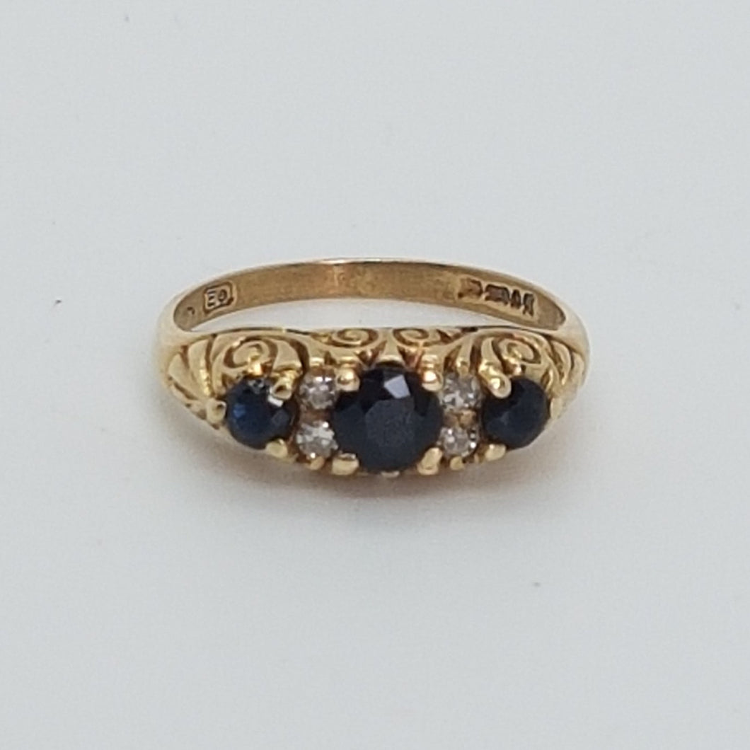 Vintage 9ct Gold Sapphire and Diamond Ring