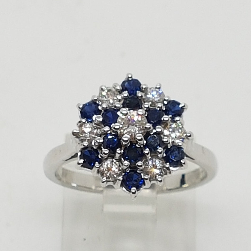 Vintage 18ct Gold Sapphire Diamond Cluster Ring