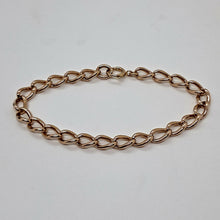 Load image into Gallery viewer, Antique 9ct Gold Twist Link Bracelet
