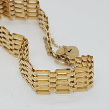 Load image into Gallery viewer, 9ct Gold Gate Bracelet
