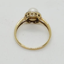 Load image into Gallery viewer, 9ct Gold Cultured Pearl Diamond Ring
