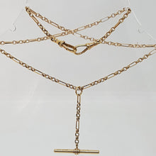 Load image into Gallery viewer, Vintage 9ct Gold T-Bar Necklace Pendant
