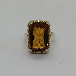 Vintage 14ct Gold Topaz Dress Ring