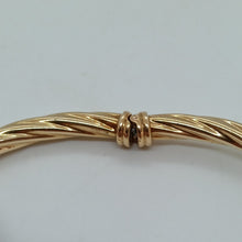 Load image into Gallery viewer, 9ct Gold Barley Twist Torc Bracelet

