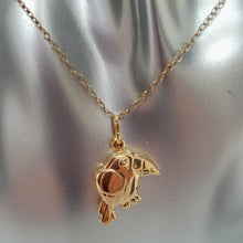 Load image into Gallery viewer, 9ct Gold Toucan Pendant
