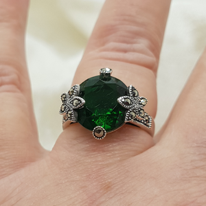 Sterling Silver Green Stone Marcasite Ring