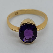 Load image into Gallery viewer, 18ct Gold Amethyst Ring
