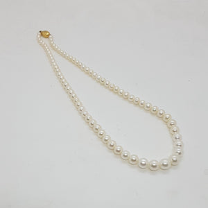 18ct Gold Diamond Cultured Pearl Necklace