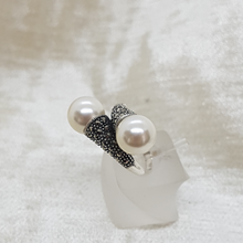 Load image into Gallery viewer, Sterling Silver Marcasite and Pearl Twist Ring
