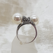 Load image into Gallery viewer, Sterling Silver Marcasite and Pearl Twist Ring
