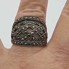 Load image into Gallery viewer, Sterling Silver Marcasite Ring
