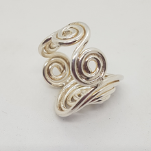 Load image into Gallery viewer, Handmade Sterling Silver Spiral Ring by Yulan
