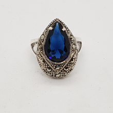 Load image into Gallery viewer, Sterling Silver Blue Stone Ring
