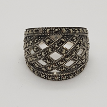 Load image into Gallery viewer, Sterling Silver Marcasite Ring
