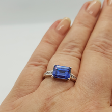 Load image into Gallery viewer, Sterling Silver and CZ Ring
