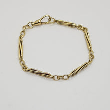 Load image into Gallery viewer, 9ct Gold Twist link Bracelet
